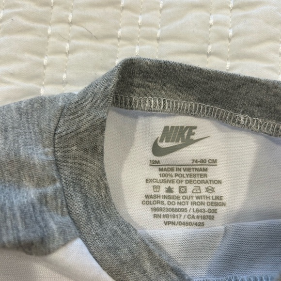 Nike Kids Black and Red Joggers and Logo Long Sleeve Tee Shirt - Picture 5 of 5